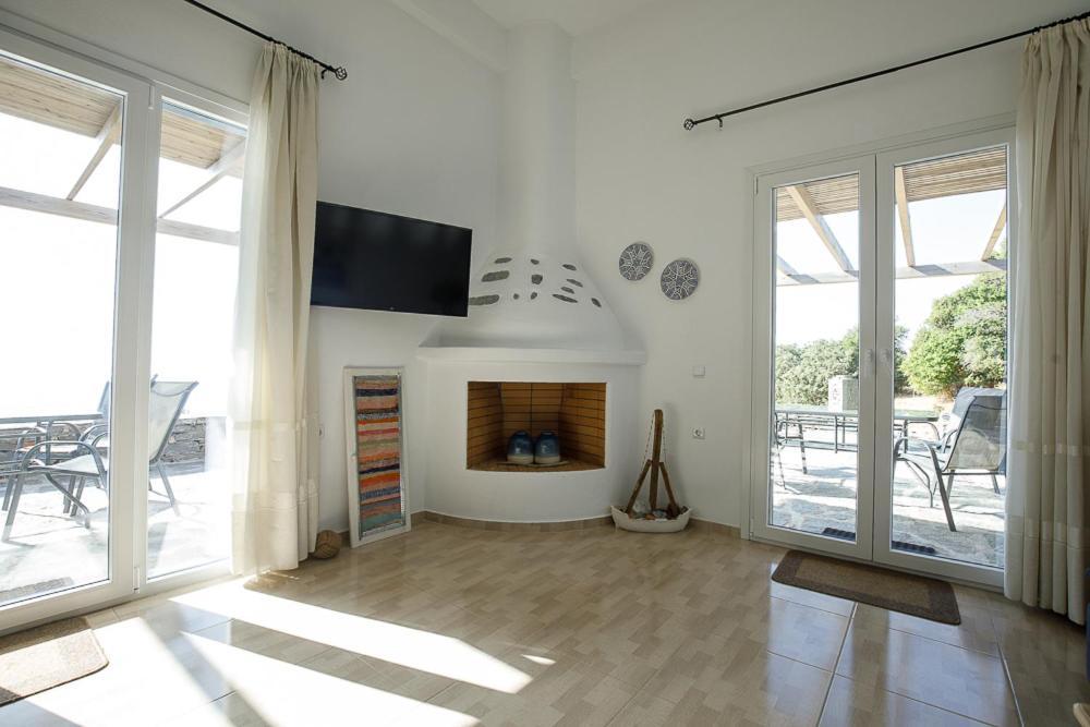 Cycladic Villa With Sea View! Ioulis Eksteriør billede
